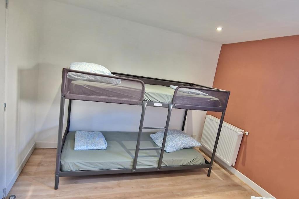 Maison A Aurillac - 3 Chambres - Arrivee Autonome Εξωτερικό φωτογραφία